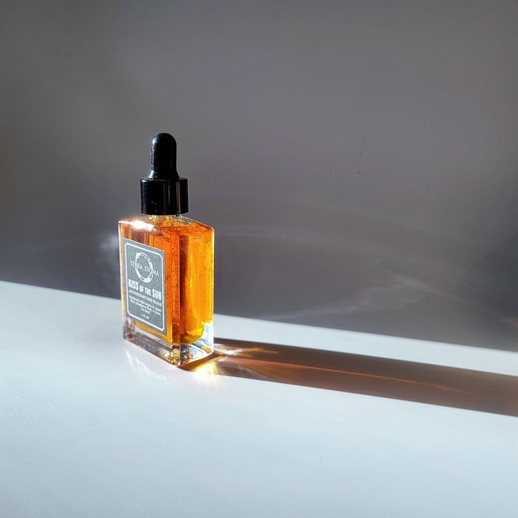 KISS OF THE SUN - Antioxidant Skin Elixir